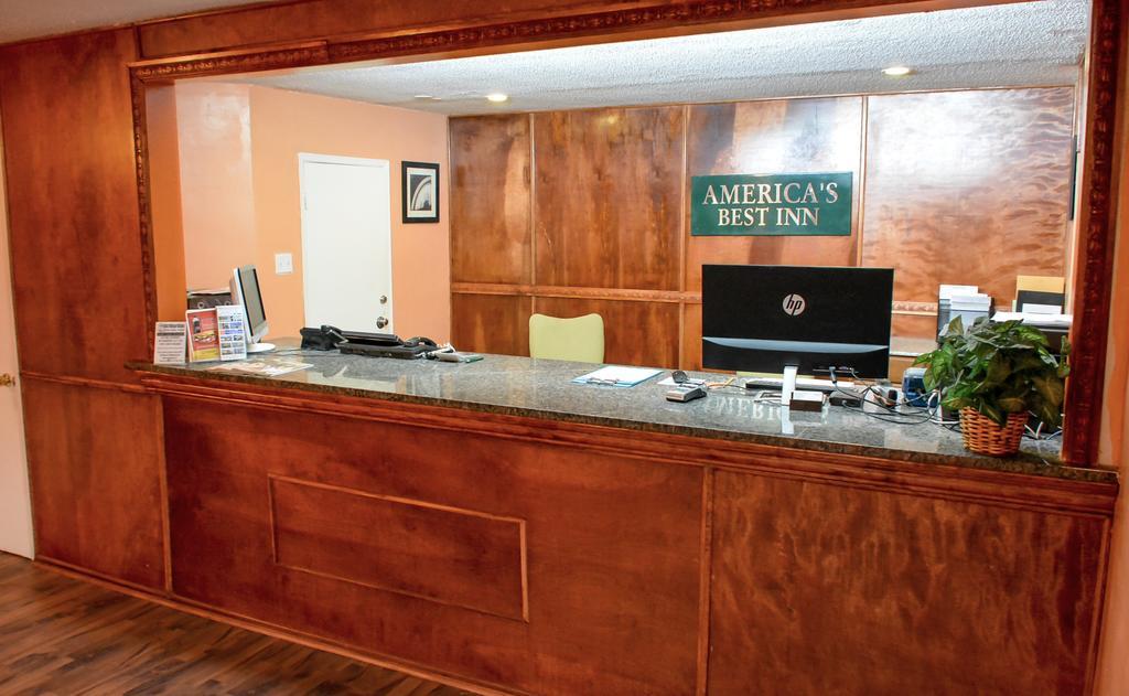 America'S Best Inn Montgomery Exterior foto